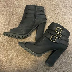 Black open toe bootie